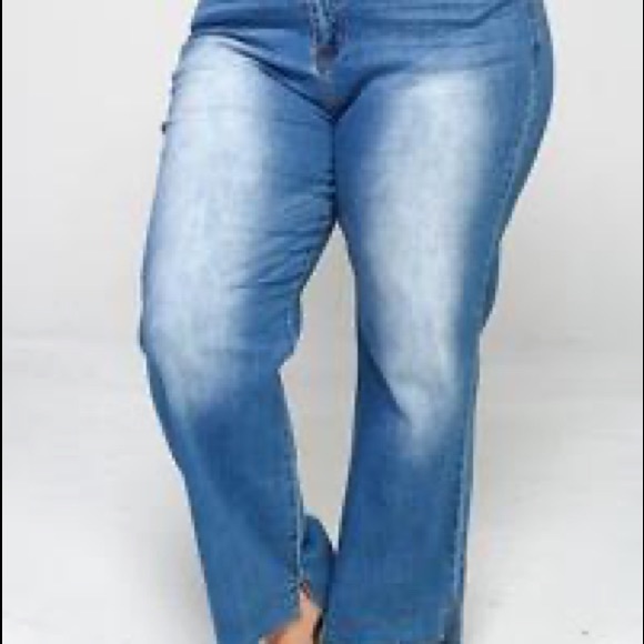 2X-3X Crystal Hi-Low Hem Jeans👖 - Picture 4 of 9